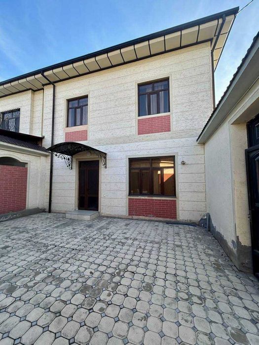 Продаётся Дом ( Коттедж ) - 1.5 сотки на Полевой , Ор-р Аэропорт