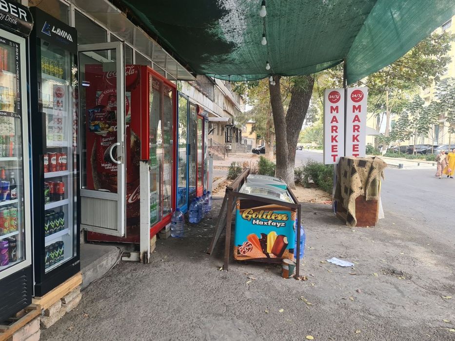 Продаётся  готовый магазин.  Яккасарайский район.  Вторая линия