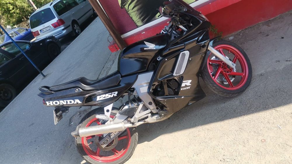 Vând honda nsr 125 în 2t