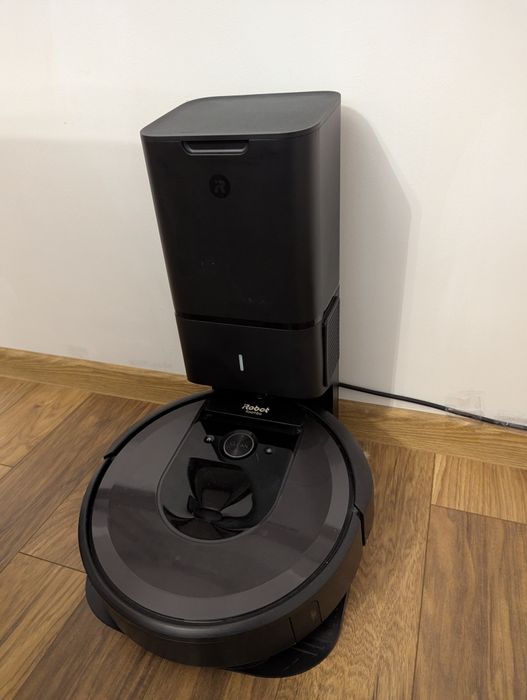 Робот Roomba i7+