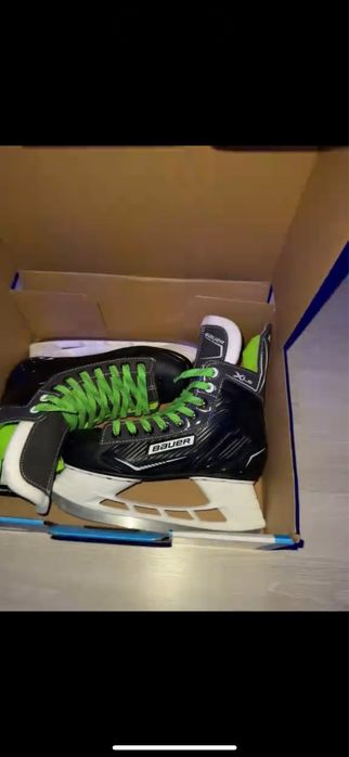 Коньки бауер 38,5 новый вечера купила