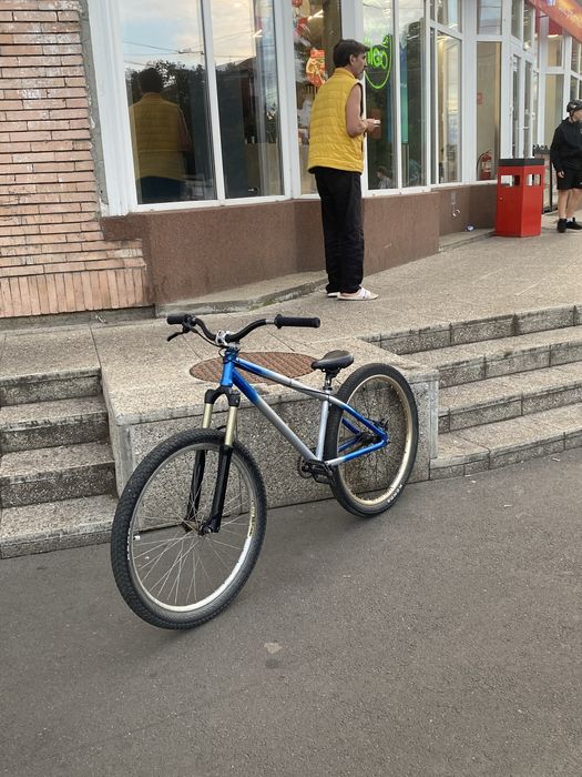 URGENT vand octane one spark 2013 dirt jumper