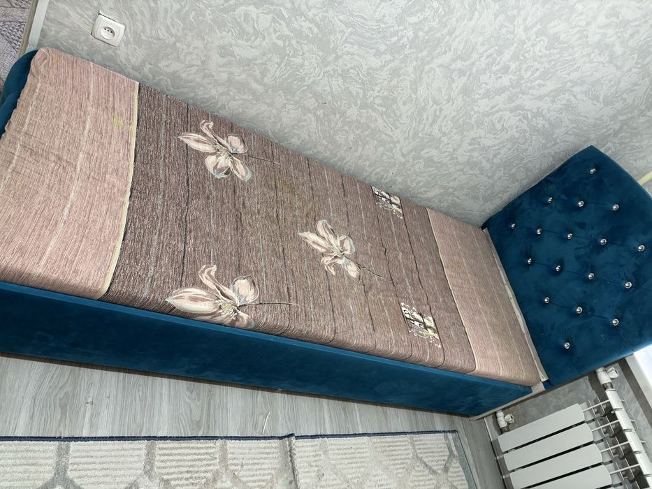 Продается 2 кровати для мальчика и для девочки 1,5 м