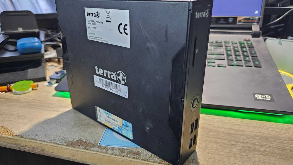 Мини компютър Wortmann Terra Nettop 3200, Celeron 1007U, 8GB, 256 SSD