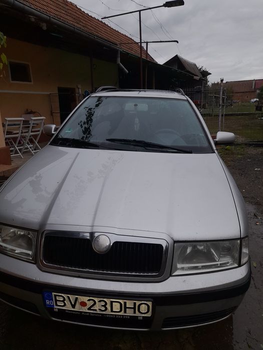 Vind skoda octavia 1 în stare bună de funcționare