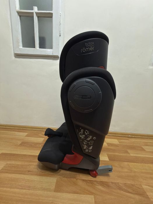 Scaun auto isofix Britax Romer Kidfix III M