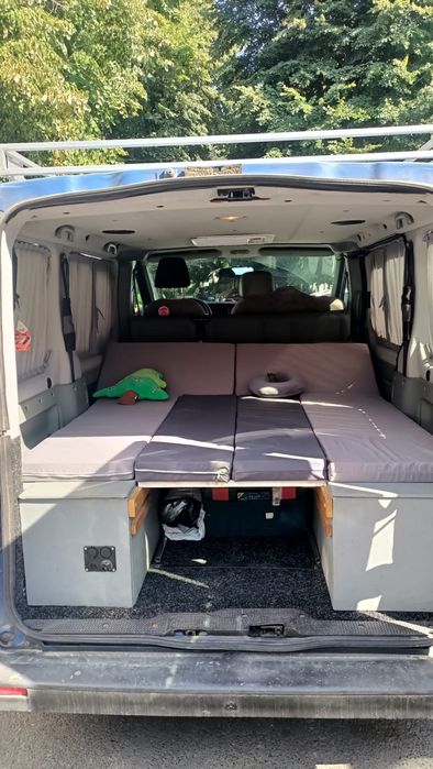 Vănd Renault Trafic 2 8+1 persoane