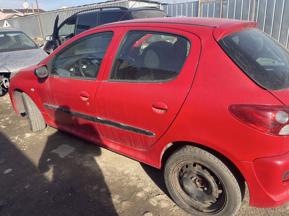 Пежо 206 плюс на части Peugeot 206 plus na chasti