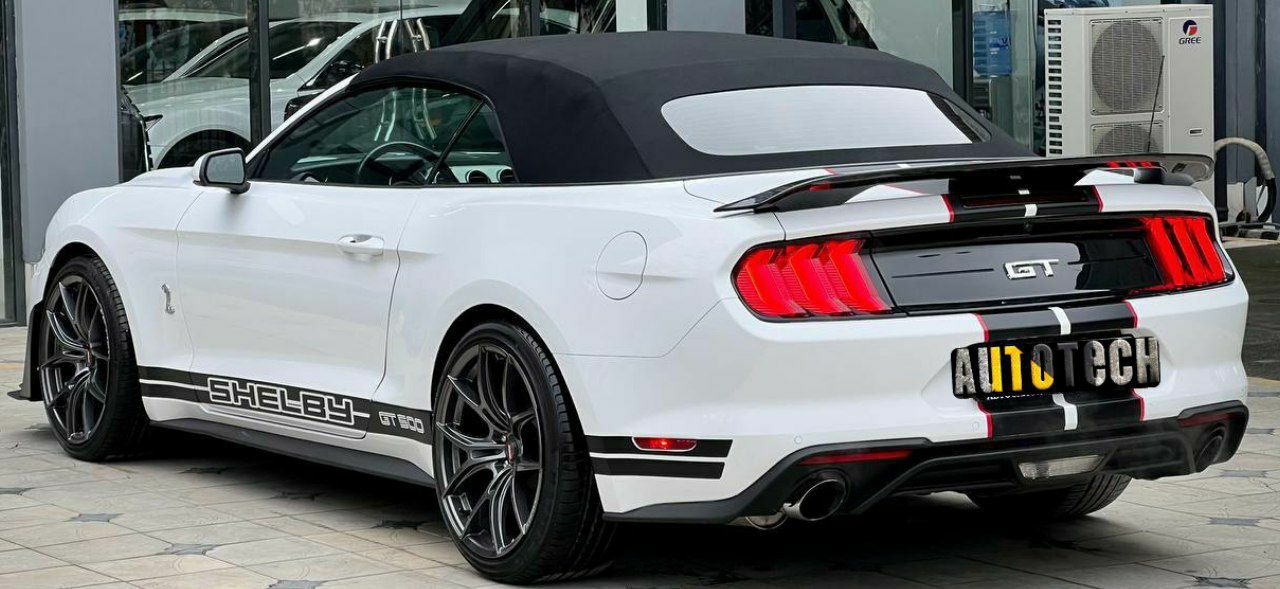 Ford Mustang Shelby body kit
Год 2021