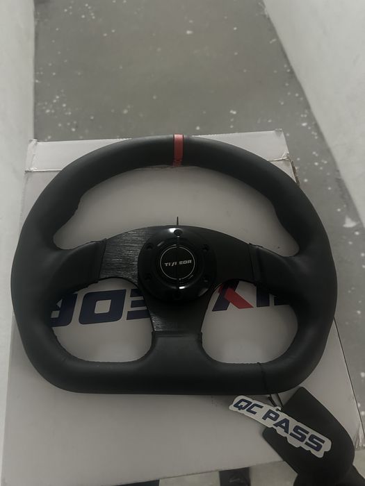 Спортен волан за.всеки автомобил става !