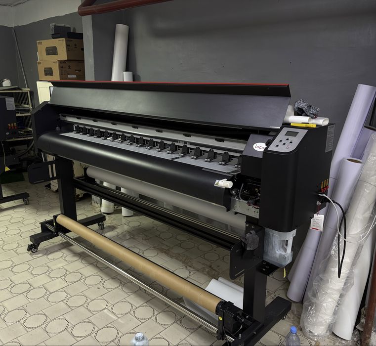Широкоформатный принтер