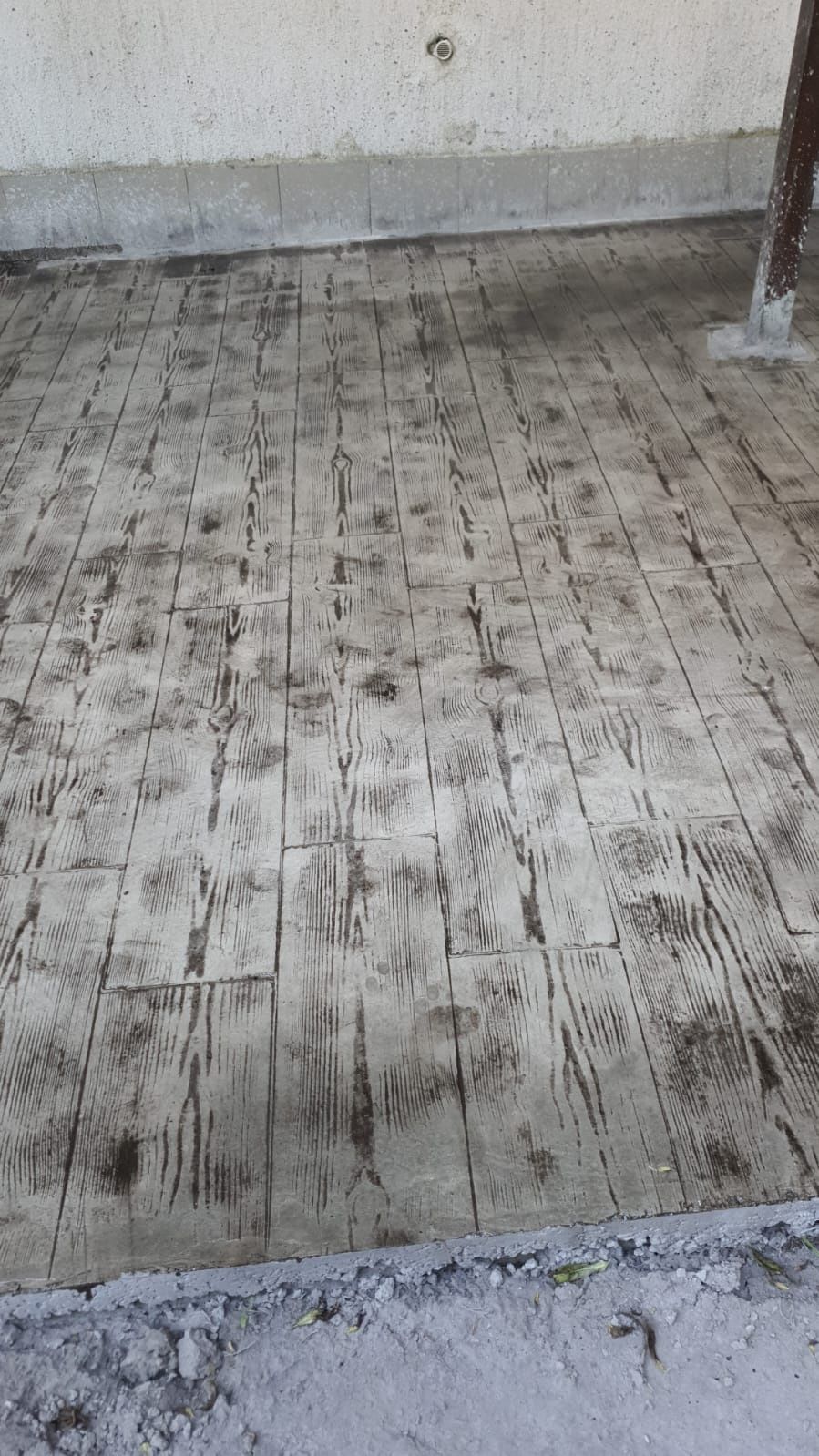Beton..amprentat..și..elicopterizat