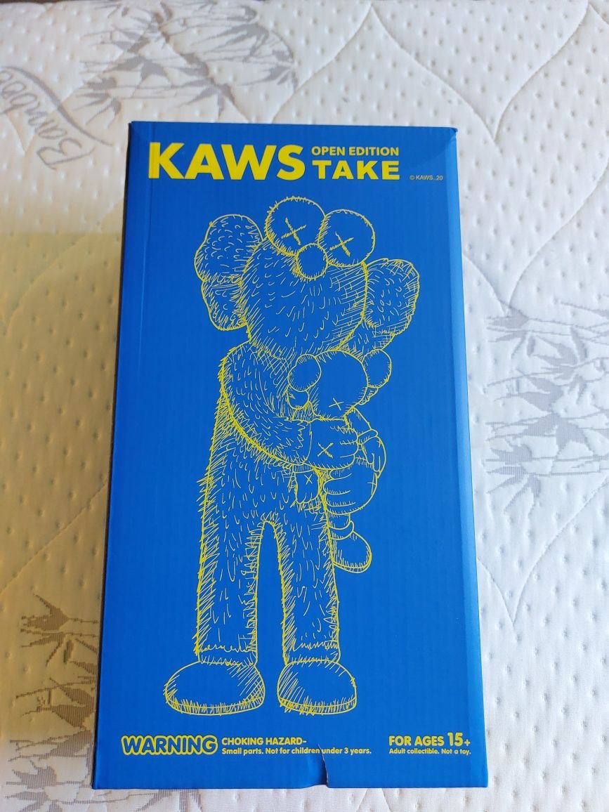 2 броя Kaws фигури (Налични)