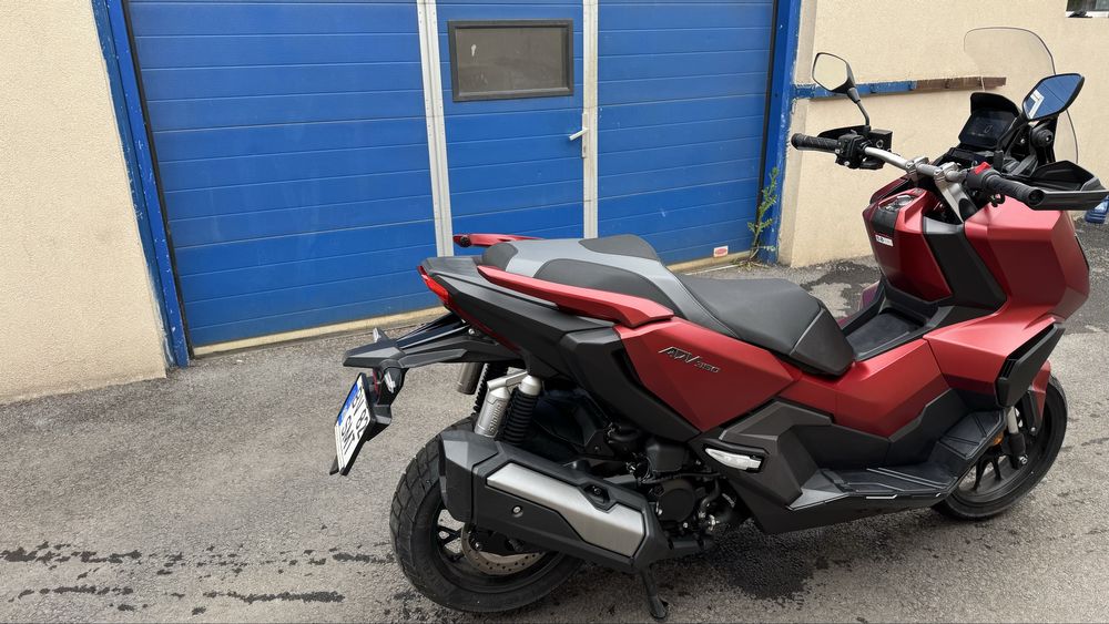 De vanzare HONDA ADV 350