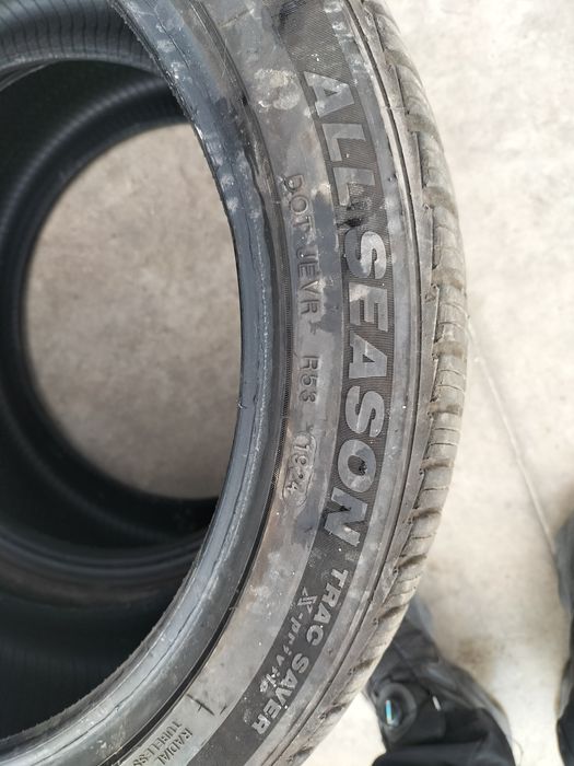 2бр. Всесезонни гуми 18 цола 245/40/18 Tracmax