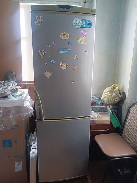 Холодильник LG полностью рабочий