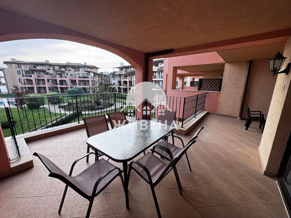 Продава обзаведен 3-стаен апартамент, с.Топола