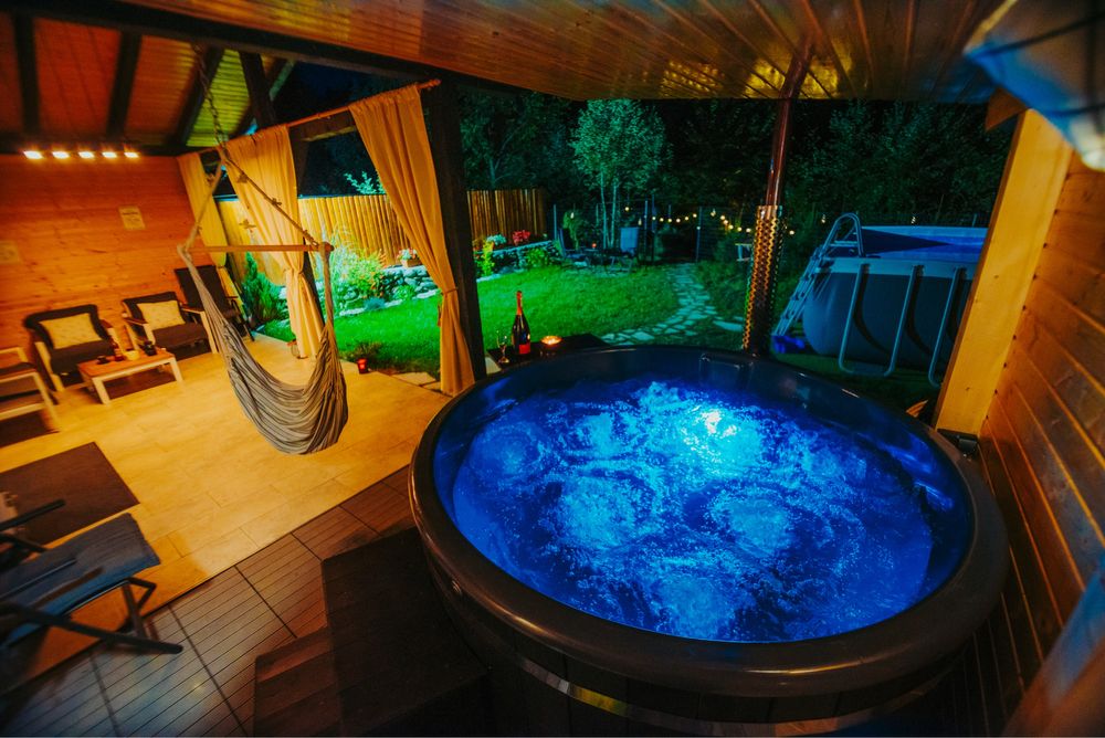 Cabana cu piscina si jacuzzi,  Kenzo Chalet Porumbacu de Sus