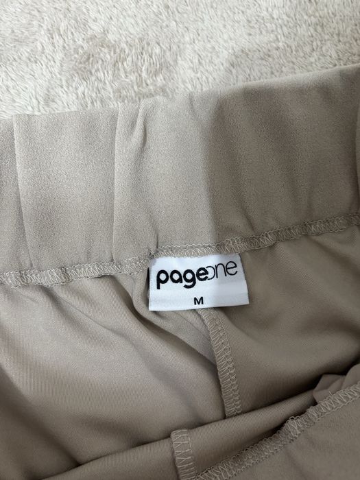 Vand pantaloni eleganti!