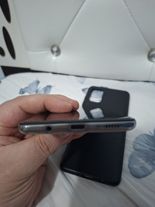 Samsung Galaxy A71 impecabil