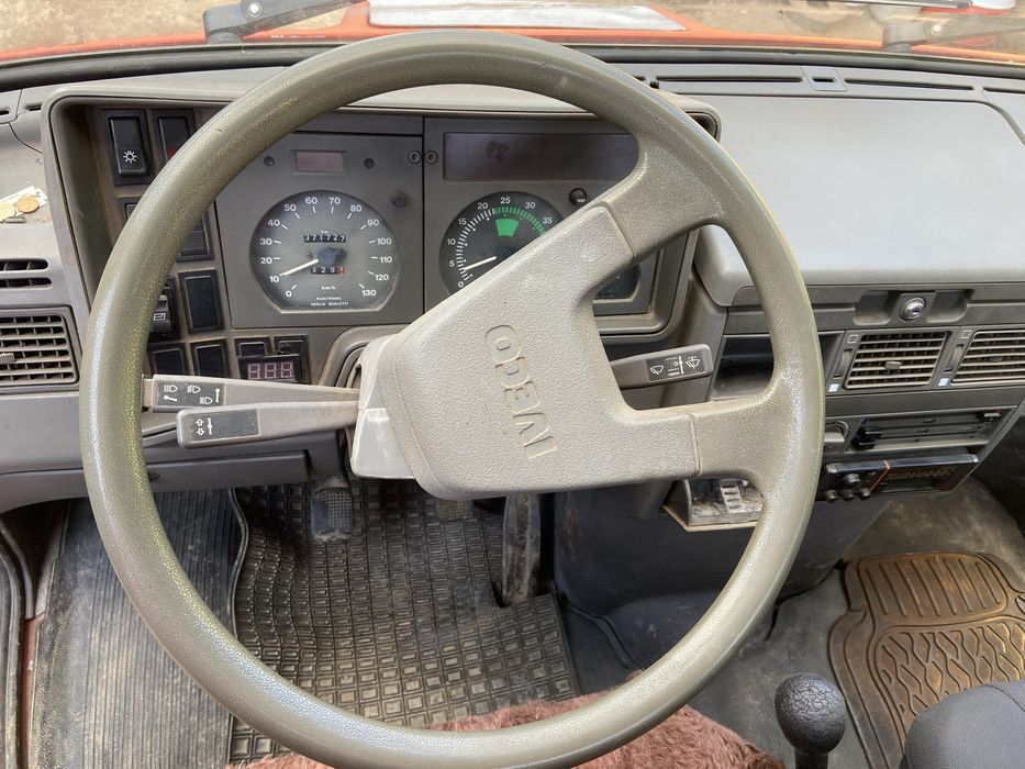 Самосвал Iveco 3510