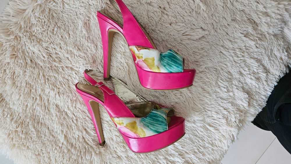 Sandale elegante cu paltforma si toc inalt