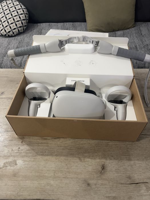 Meta Quest 2 – 256GB + аксесоари