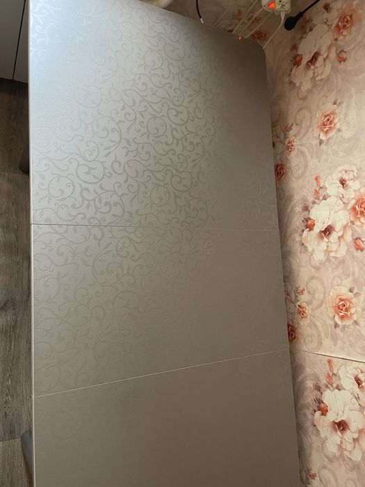 Продам кухонный стол