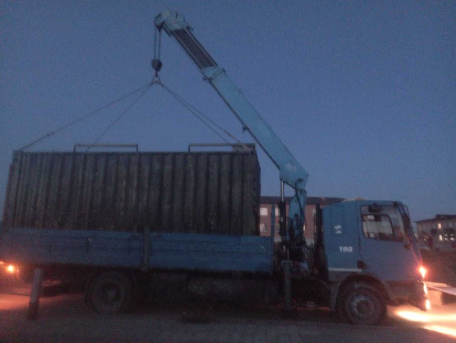 DAF с КМУ (манипулятор), 8 т, вылет 25 м