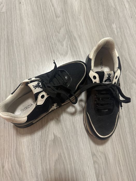 Маратонки PATRIZIA PEPE 37номер