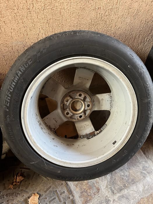 Jante cu cauciucuri vara Audi 16’