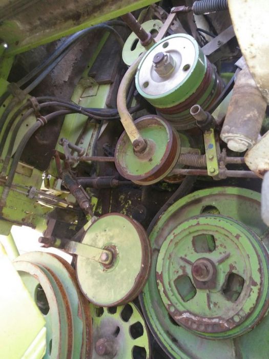 Dezmembrez Combina Claas 66,56,58,66,68,78,76,98,96,105,106
