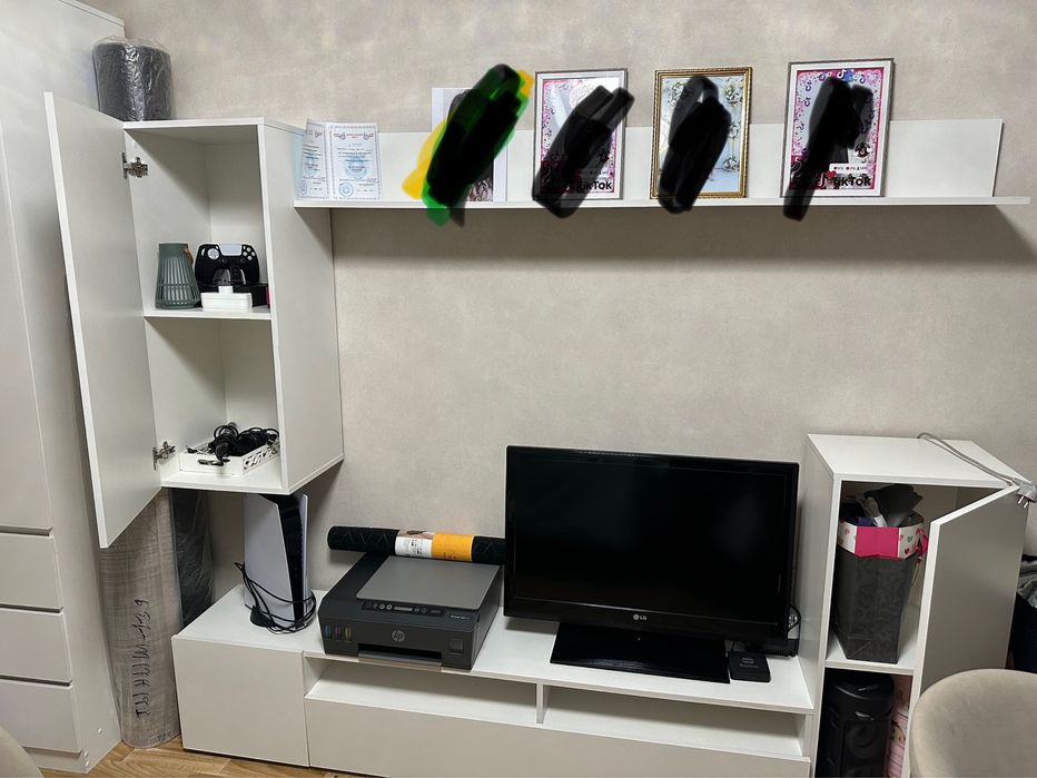 Продам комплет в гостинную