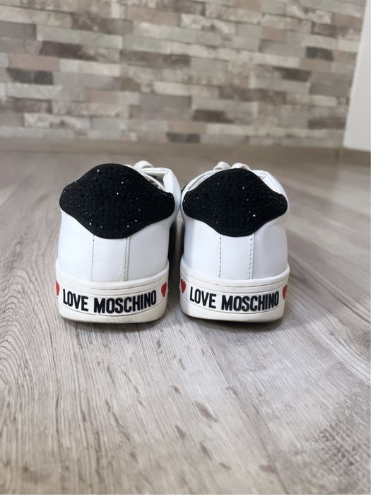 Adidasi Moschino Cu Pietre