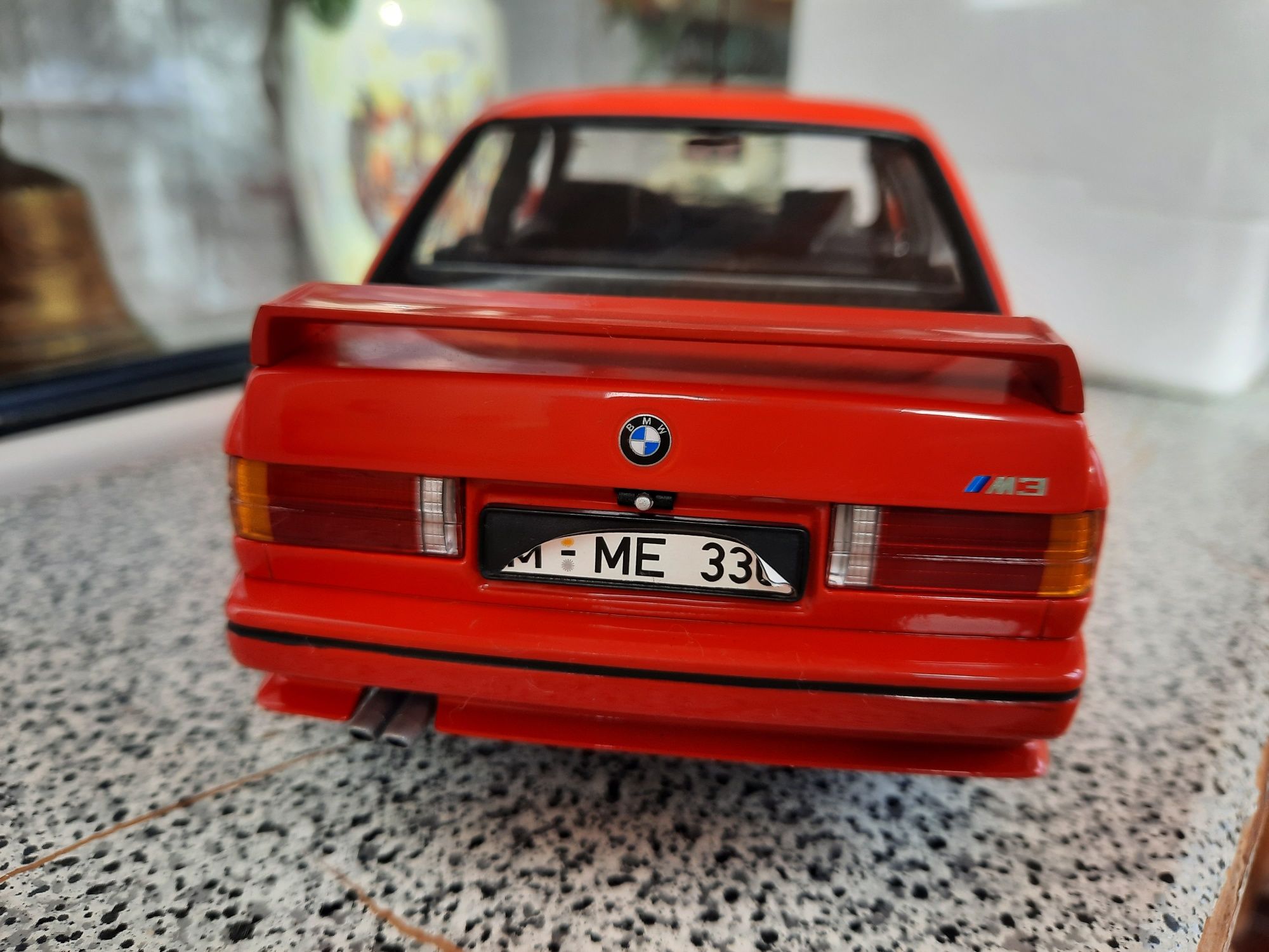BMW M3, Minichamps 1/18 Dealer Edition
