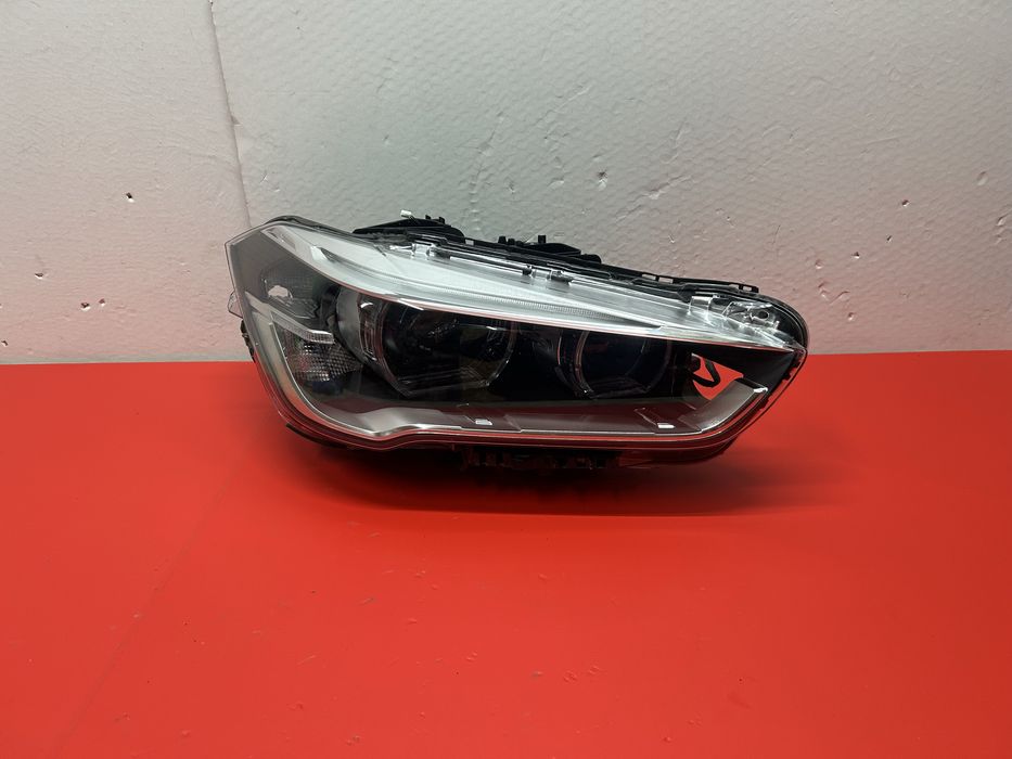 Bmw X1 F48 far full led adaptiv dreapta 2015-2018