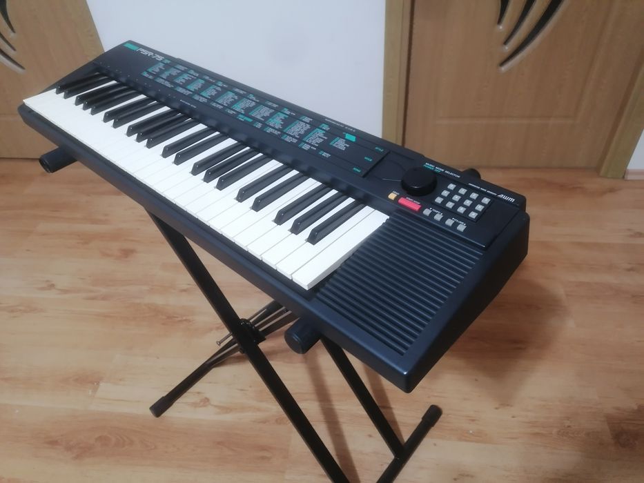 Yamaha PSR-75 pian digital polifonic orga