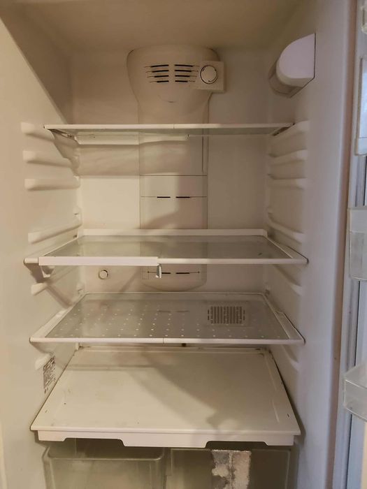 Nu pe WhatsApp,‼️Combina frigider functionabil  lCora Pantelimon