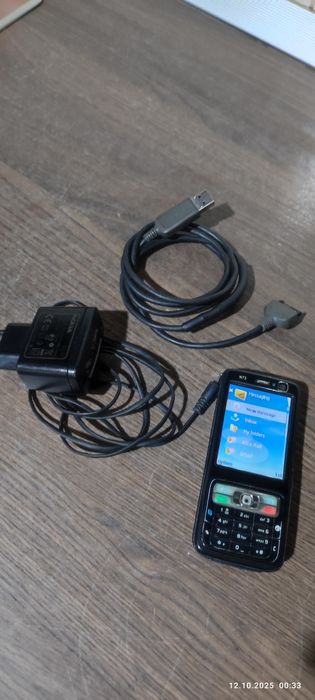 Vând telefon Nokia N73