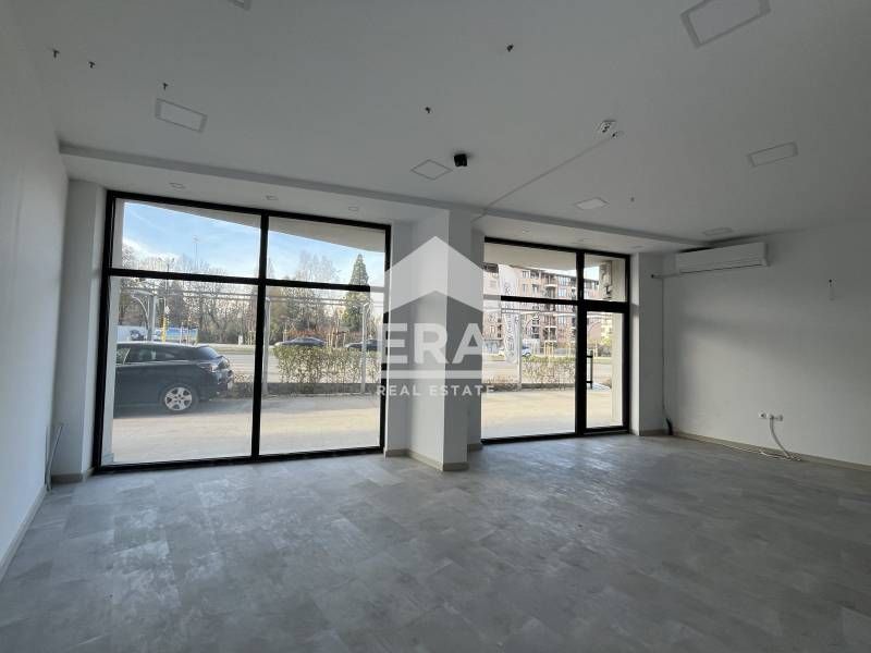 Продава се Магазин в София, Витоша - 111 кв.м за 2693 €/кв.м - Снимка #1
