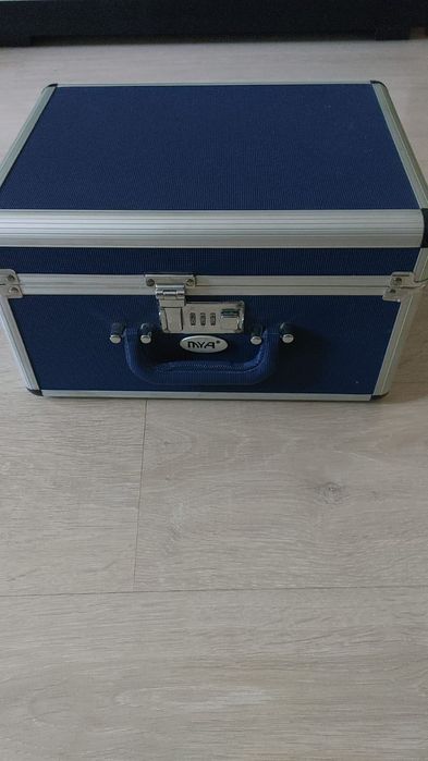 Органайзер с кодовым замком