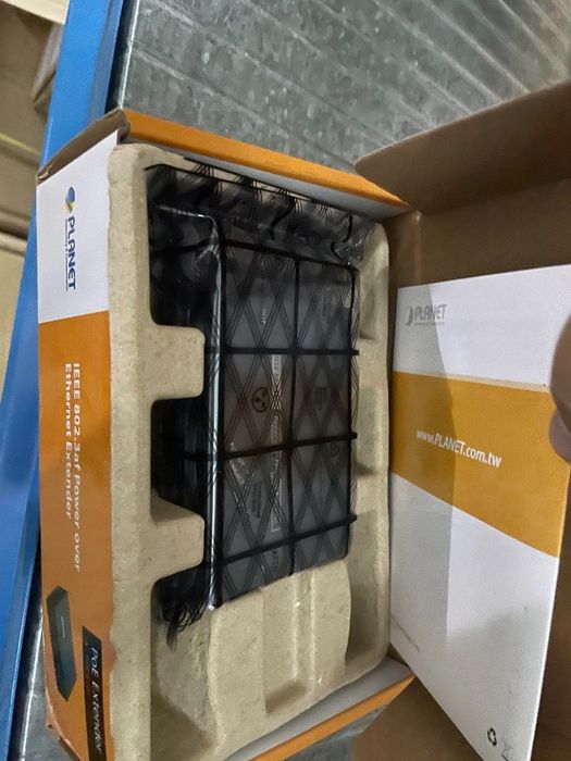 Продам PoE Extender Planet POE-E101 удлинитель