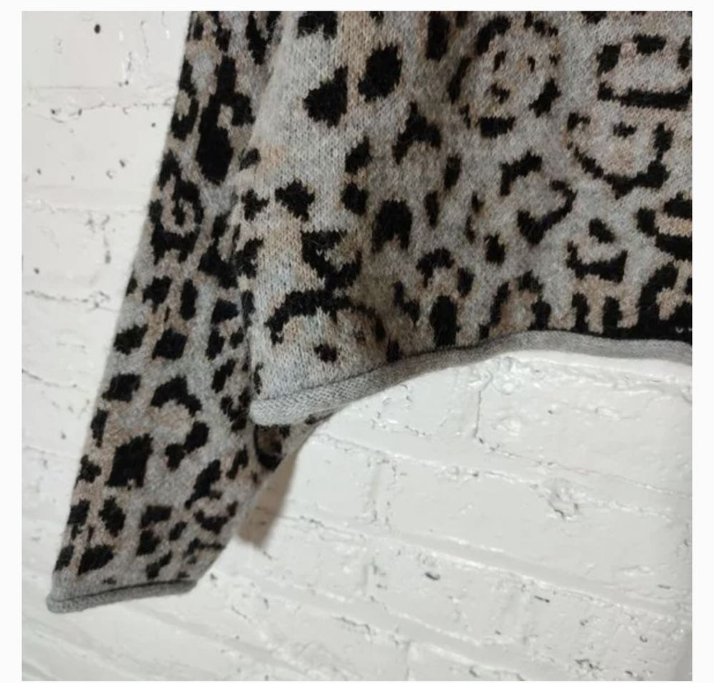 Pulover Zara animal print