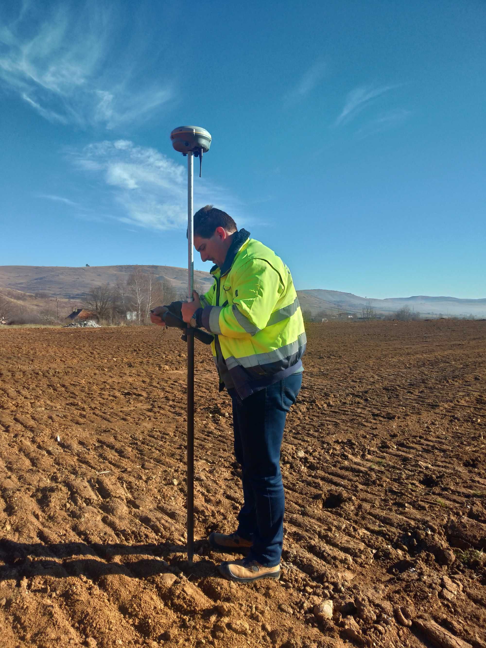 Topograf autorizat execut lucrari de specialitate