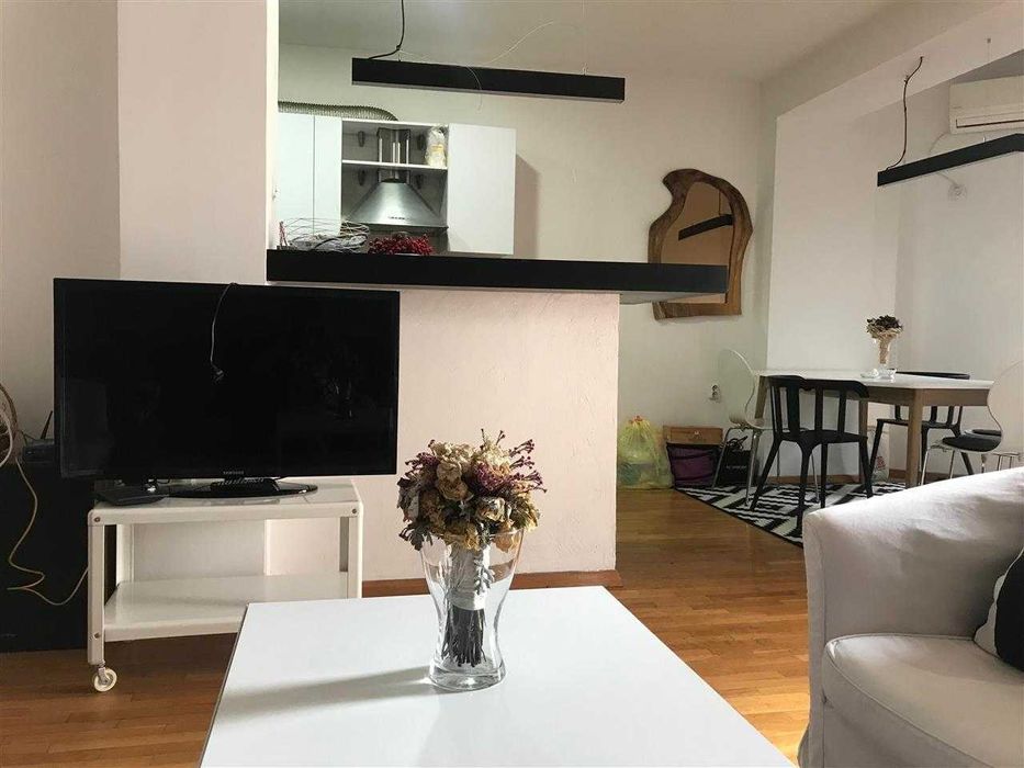 Дава се под наем Двустаен апартамент в Бургас, Славейков - 63 кв.м за 270.3 € - Снимка #2