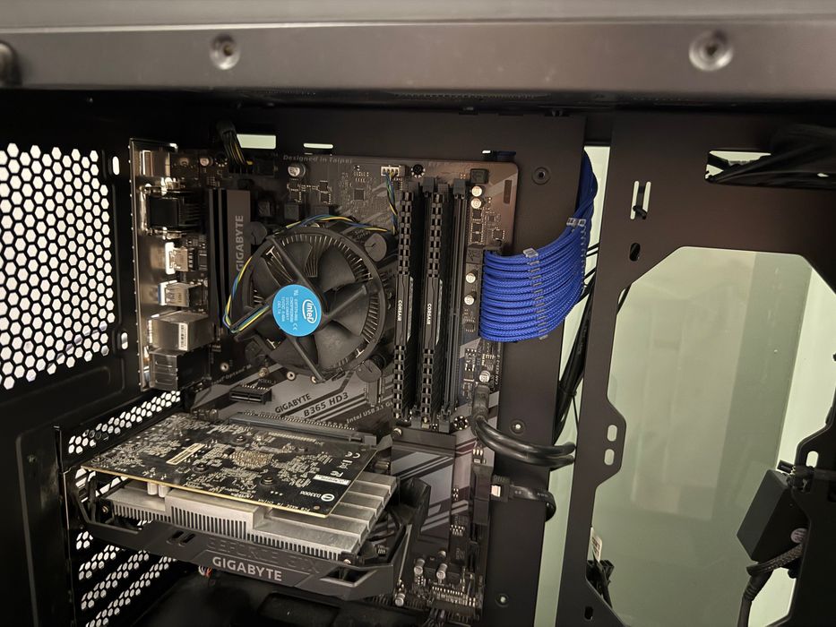 Геймърски компютър GTX 1650 , i5-9400f