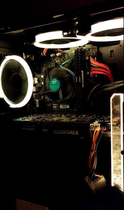 Servicii calculator/laptop/MacOS/console