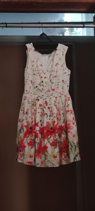 Продаются платья