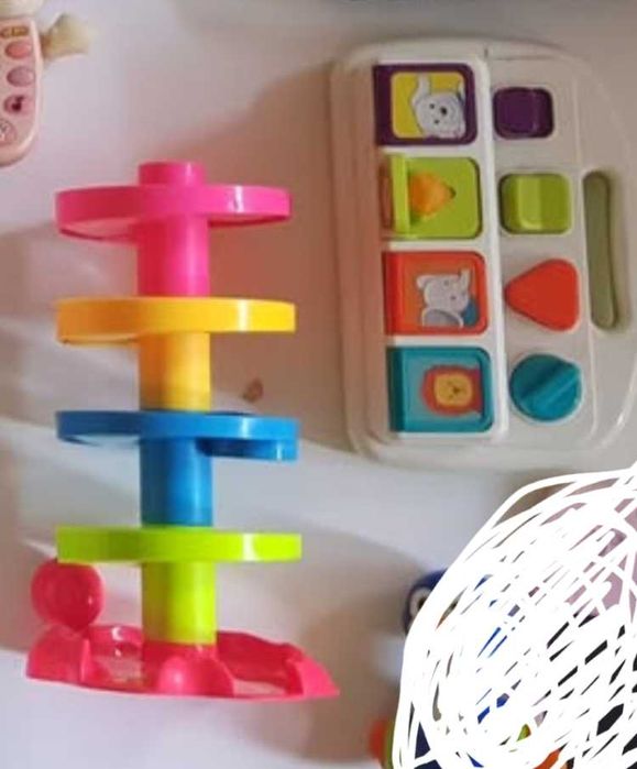 Jucarii colorate pt copii