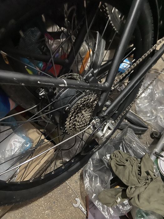 Reparatii biciclete centrat roti